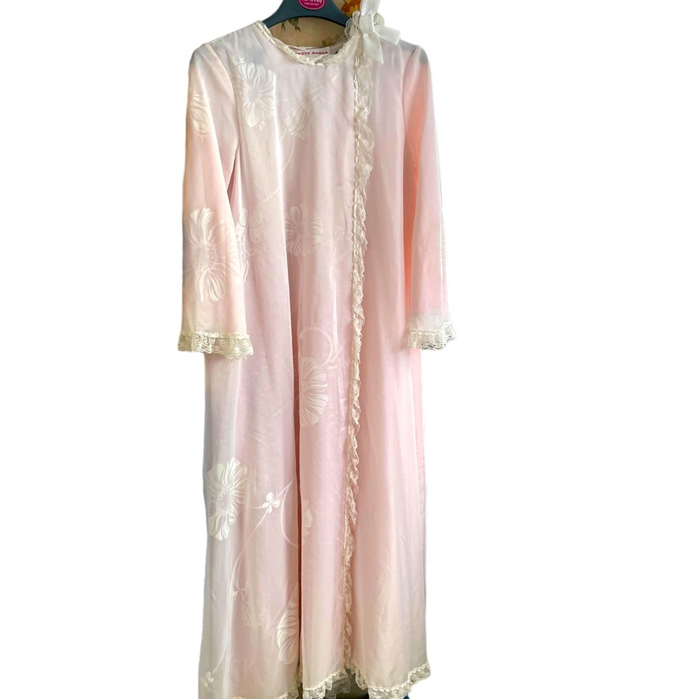 Vintage Odette Barsa pink Peignoir set.
